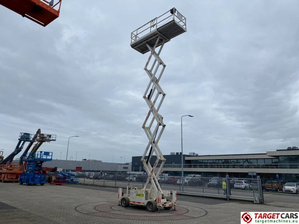 Scissor lift Genie GS-4069RT Diesel 4x4 Scissor Work Lift 1412cm NOCE: picture 7