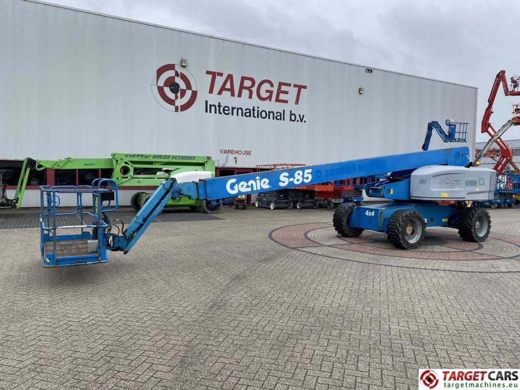 Genie S-85 Telescopic 4x4 Diesel Boom Work Lift 2791cm - Telescopic boom: picture 1 Genie S-85 Telescopic 4x4 Diesel Boom Work Lift 2791cm - Telescopic boom: picture 1