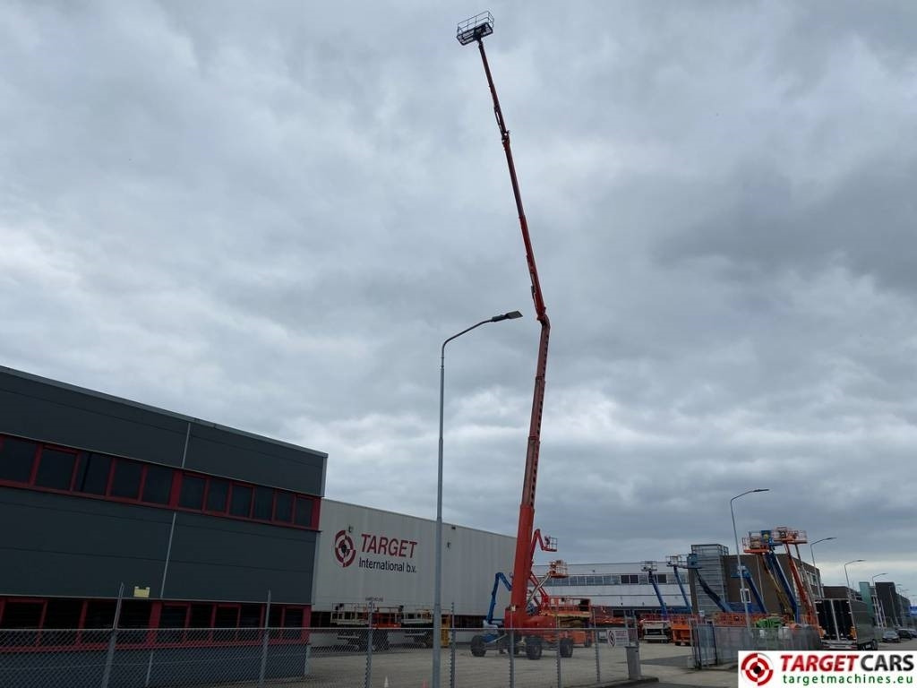 Genie Z-135/70 Articulated 4x4x4 Diesel Boom Lift 4315cm - Articulated boom: picture 5 Genie Z-135/70 Articulated 4x4x4 Diesel Boom Lift 4315cm - Articulated boom: picture 5