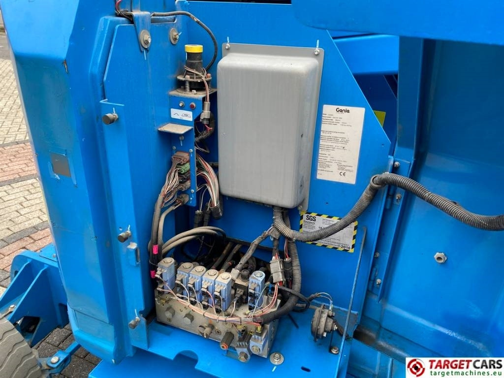 Lease a Genie Z-34/22N Electric Articulated Boom Work Lift 152cm  Genie Z-34/22N Electric Articulated Boom Work Lift 152cm: picture 12