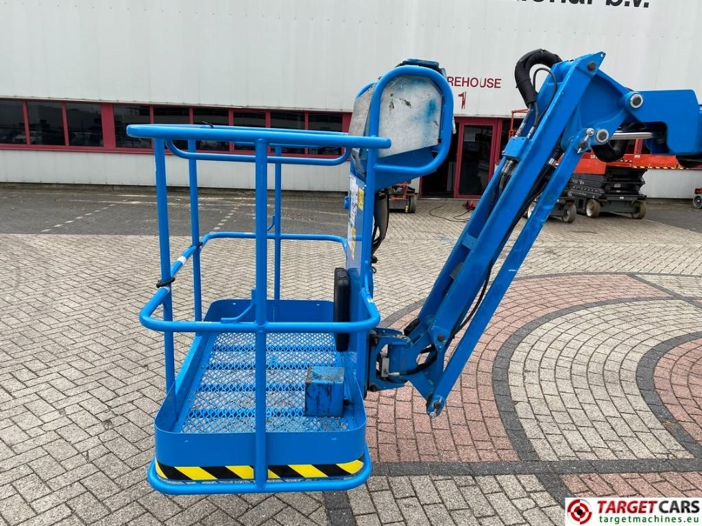 Lease a Genie Z-34/22N Electric Articulated Boom Work Lift 152cm  Genie Z-34/22N Electric Articulated Boom Work Lift 152cm: picture 37