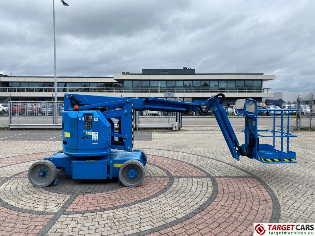 Lease a Genie Z-34/22N Electric Articulated Boom Work Lift 152cm  Genie Z-34/22N Electric Articulated Boom Work Lift 152cm: picture 35