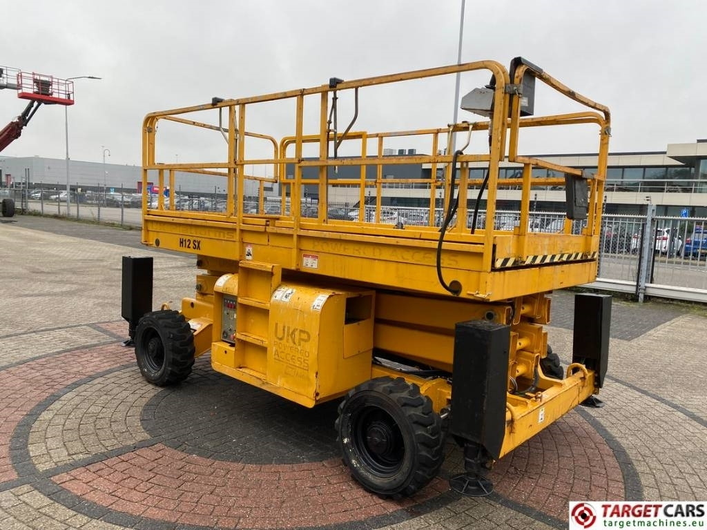 Haulotte H12SDX Diesel H12SX Scissor Work Lift 1200cm - Scissor lift: picture 2 Haulotte H12SDX Diesel H12SX Scissor Work Lift 1200cm - Scissor lift: picture 2