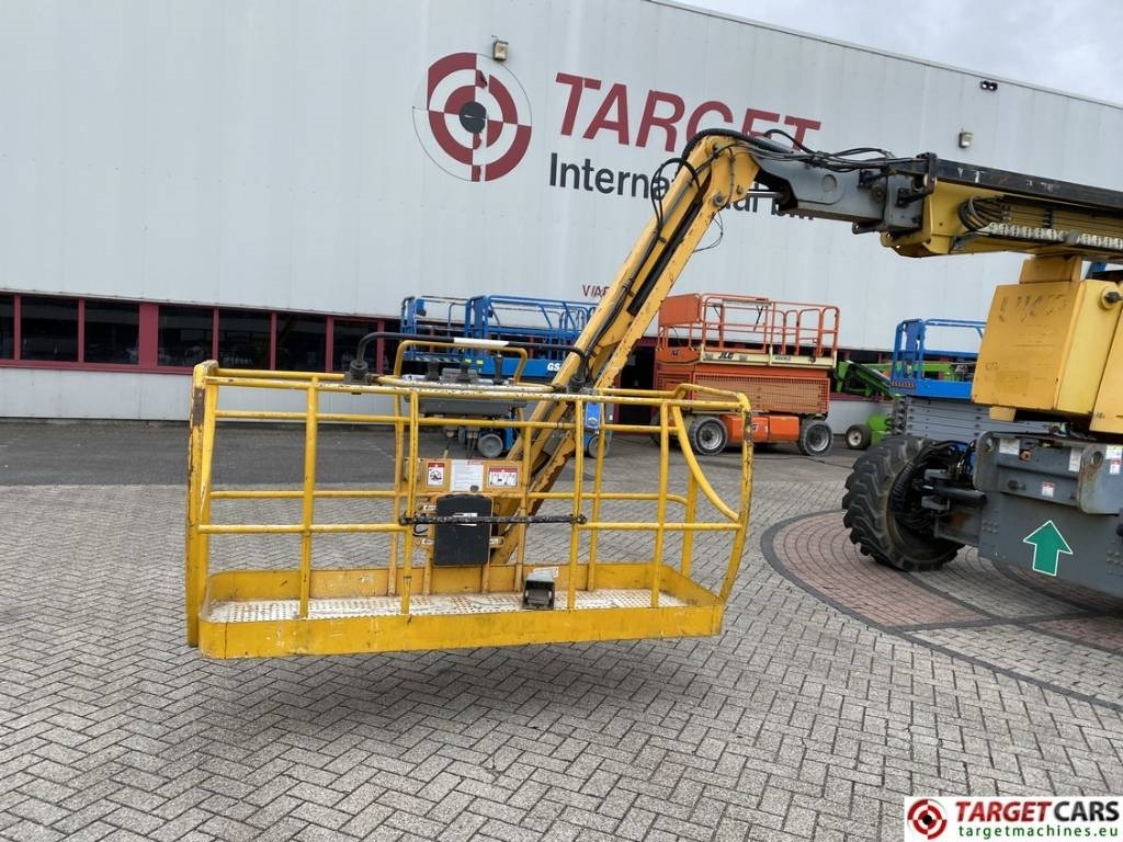 Articulated boom Haulotte HA41PX Articulated 4x4x4 Diesel Boom Work Lift 41M: picture 18