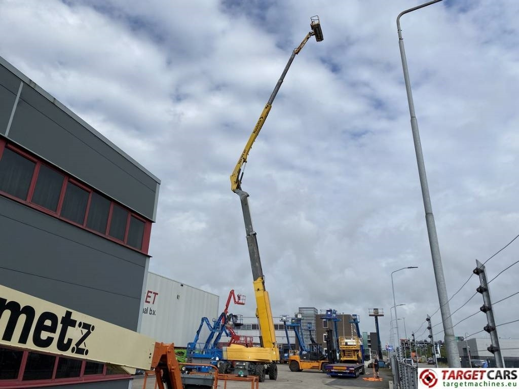 Articulated boom Haulotte HA41PX Articulated 4x4x4 Diesel Boom Work Lift 41M: picture 6