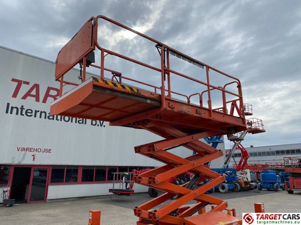 Scissor lift JLG 260MRT Diesel 4x4 Scissor Workj Lift 992cm: picture 33