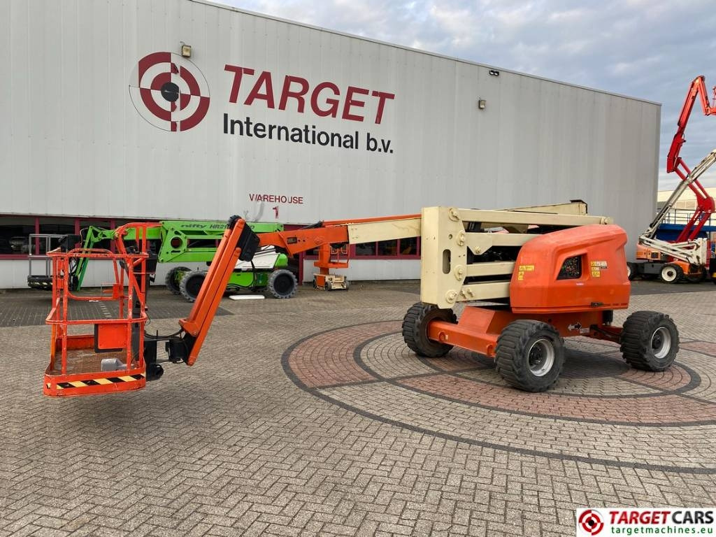 JLG 520AJ Articulated 4x4 Diesel Boom Work Lift 1800cm - Articulated boom: picture 1 JLG 520AJ Articulated 4x4 Diesel Boom Work Lift 1800cm - Articulated boom: picture 1