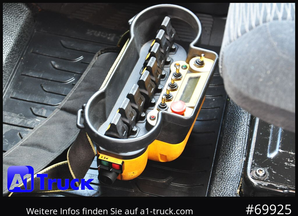 MERCEDES-BENZ Arocs 1840, Kipper + Kran,Funk Navi, KRAN faltbar - Crane truck, Tipper: picture 3 MERCEDES-BENZ Arocs 1840, Kipper + Kran,Funk Navi, KRAN faltbar - Crane truck, Tipper: picture 3