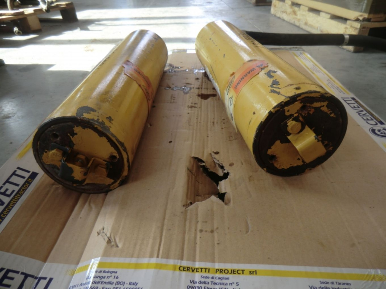 Caterpillar 735 Accumulatore - Hydraulics for Construction machinery: picture 3 Caterpillar 735 Accumulatore - Hydraulics for Construction machinery: picture 3