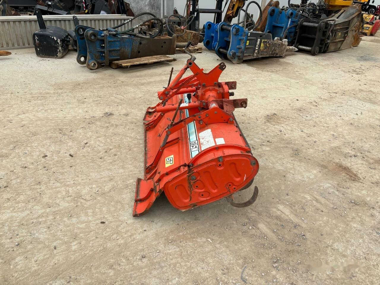 Kubota R 15 N - Rotavator: picture 2 Kubota R 15 N - Rotavator: picture 2