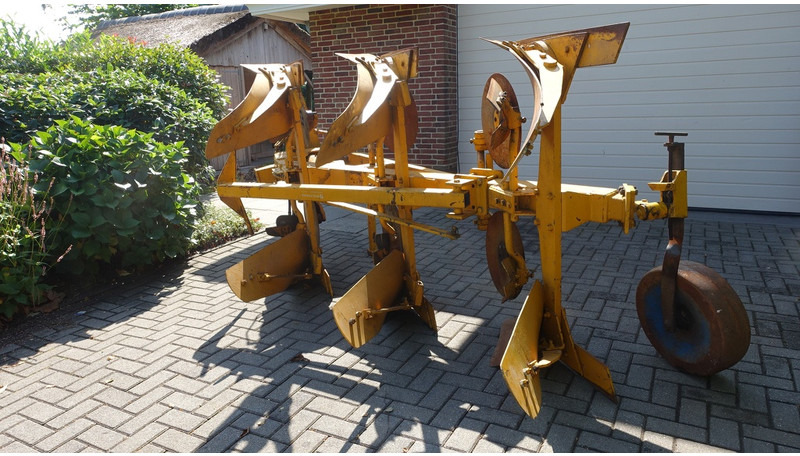 Rumptstad 3 schaar wentel ploeg - Plow: picture 2 Rumptstad 3 schaar wentel ploeg - Plow: picture 2