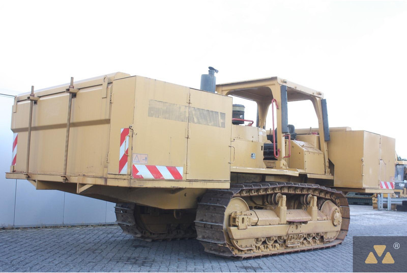 Caterpillar D6E Fuel tanker - Truck: picture 4 Caterpillar D6E Fuel tanker - Truck: picture 4