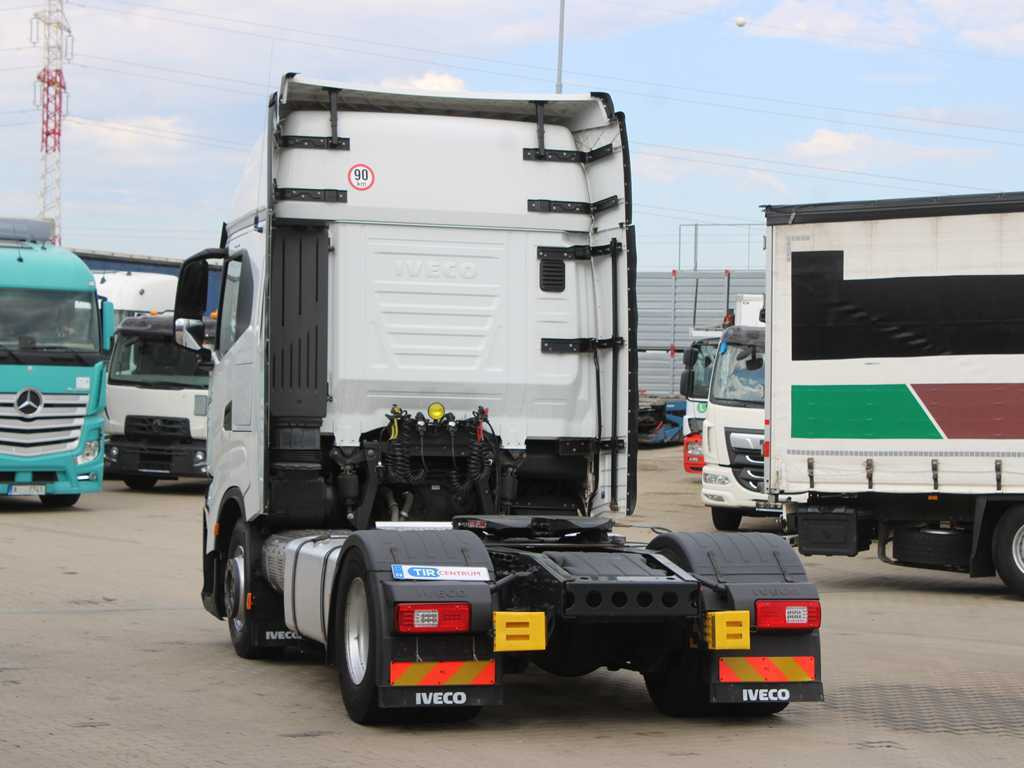Iveco S - WAY 480, EURO 6, RETARDER, NAVIGATION, INDEPENDENT AIR CONDITIONING - Tractor unit: picture 5 Iveco S - WAY 480, EURO 6, RETARDER, NAVIGATION, INDEPENDENT AIR CONDITIONING - Tractor unit: picture 5
