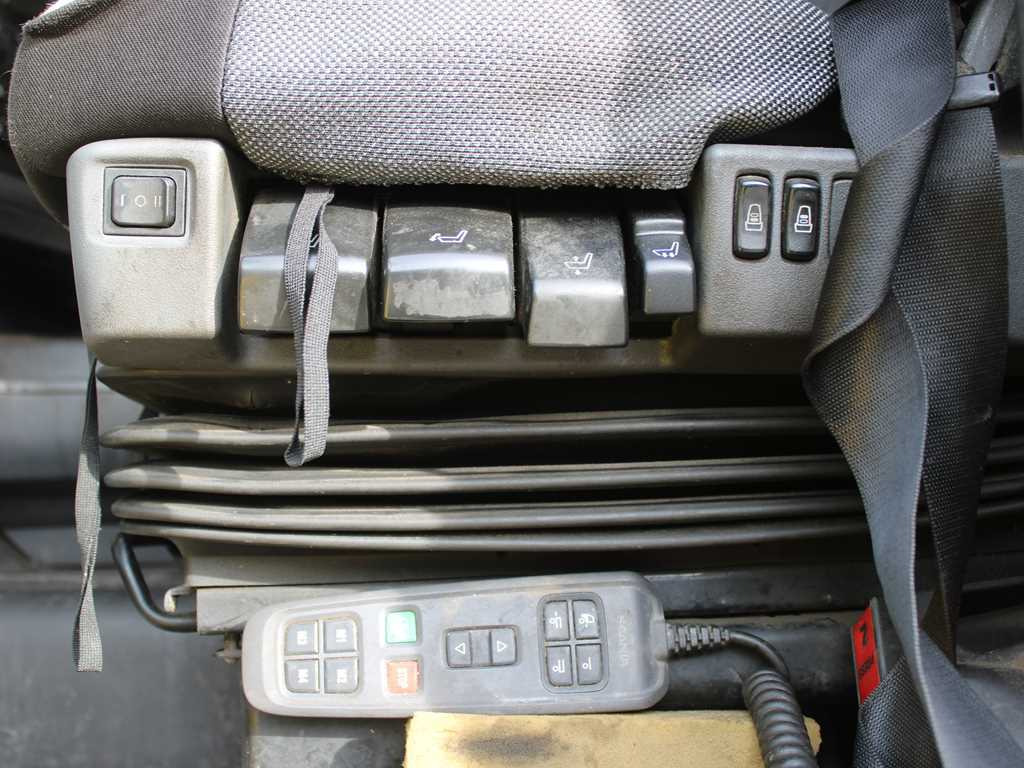 Tractor unit Scania R490, RETARDER, EURO 6: picture 6