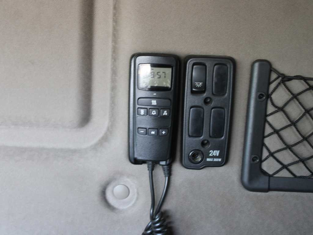 Tractor unit Scania R490, RETARDER, EURO 6: picture 10