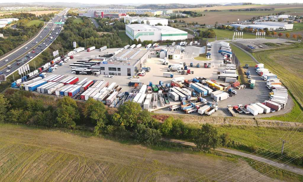 Scania S520 V8, LOWDECK, RETARDER, NAVIGATION - Tractor unit: picture 2 Scania S520 V8, LOWDECK, RETARDER, NAVIGATION - Tractor unit: picture 2