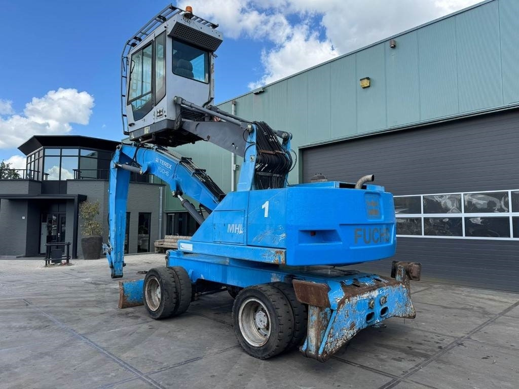 Fuchs MHL 320 - Waste/ Industry handler: picture 3 Fuchs MHL 320 - Waste/ Industry handler: picture 3