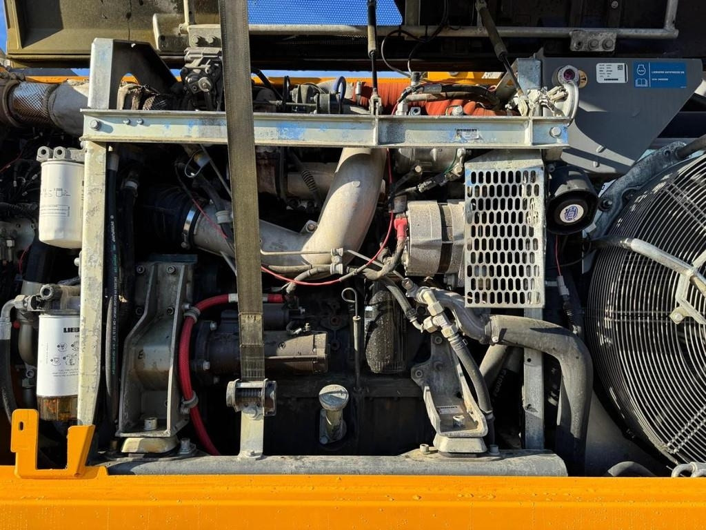 Waste/ Industry handler Liebherr LH 18 M: picture 14