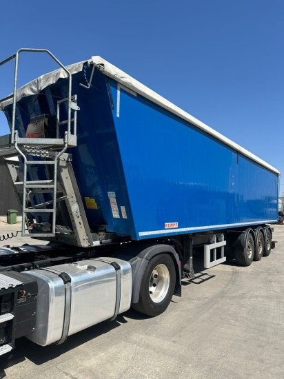 Kempf SKM 39 Alu-Kastenmulde 55m³ Rollplane - Tipper semi-trailer: picture 1 Kempf SKM 39 Alu-Kastenmulde 55m³ Rollplane - Tipper semi-trailer: picture 1