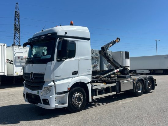 Mercedes-Benz Actros 2545 6x2 Hyva Abroller, E6 ,Retarder, Lenk-Liftachse, Schub-Knick - Hook lift truck: picture 1 Mercedes-Benz Actros 2545 6x2 Hyva Abroller, E6 ,Retarder, Lenk-Liftachse, Schub-Knick - Hook lift truck: picture 1