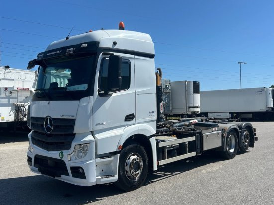 Mercedes-Benz Actros 2545 6x2 Hyva Abroller, E6 ,Retarder, Lenk-Liftachse, Schub-Knick - Hook lift truck: picture 2 Mercedes-Benz Actros 2545 6x2 Hyva Abroller, E6 ,Retarder, Lenk-Liftachse, Schub-Knick - Hook lift truck: picture 2