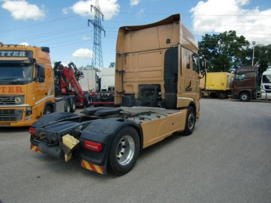 DAF XF 530 SSC Standklima, Retarder Hydraulik - Tractor unit: picture 4 DAF XF 530 SSC Standklima, Retarder Hydraulik - Tractor unit: picture 4