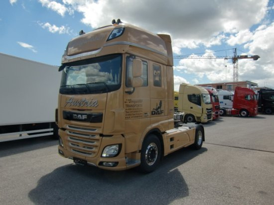DAF XF 530 SSC Standklima, Retarder Hydraulik - Tractor unit: picture 1 DAF XF 530 SSC Standklima, Retarder Hydraulik - Tractor unit: picture 1