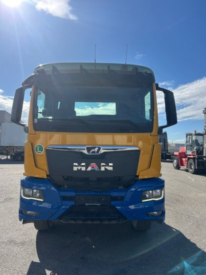 MAN TGS 26.440, 6x4, Automatik, E6, Hydraulik - Tractor unit: picture 2 MAN TGS 26.440, 6x4, Automatik, E6, Hydraulik - Tractor unit: picture 2