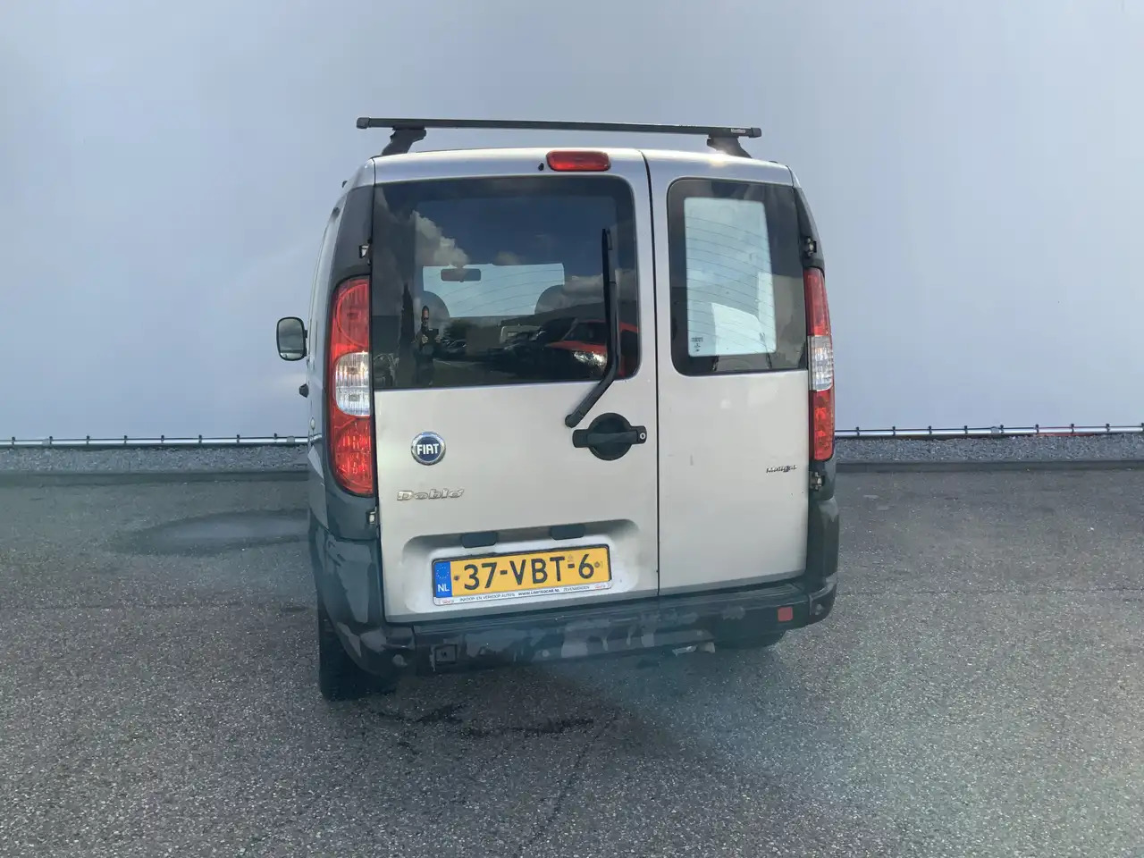 Fiat Doblo 1.3 MultiJet Basis Marge Geen BTW Export - Small van: picture 2 Fiat Doblo 1.3 MultiJet Basis Marge Geen BTW Export - Small van: picture 2