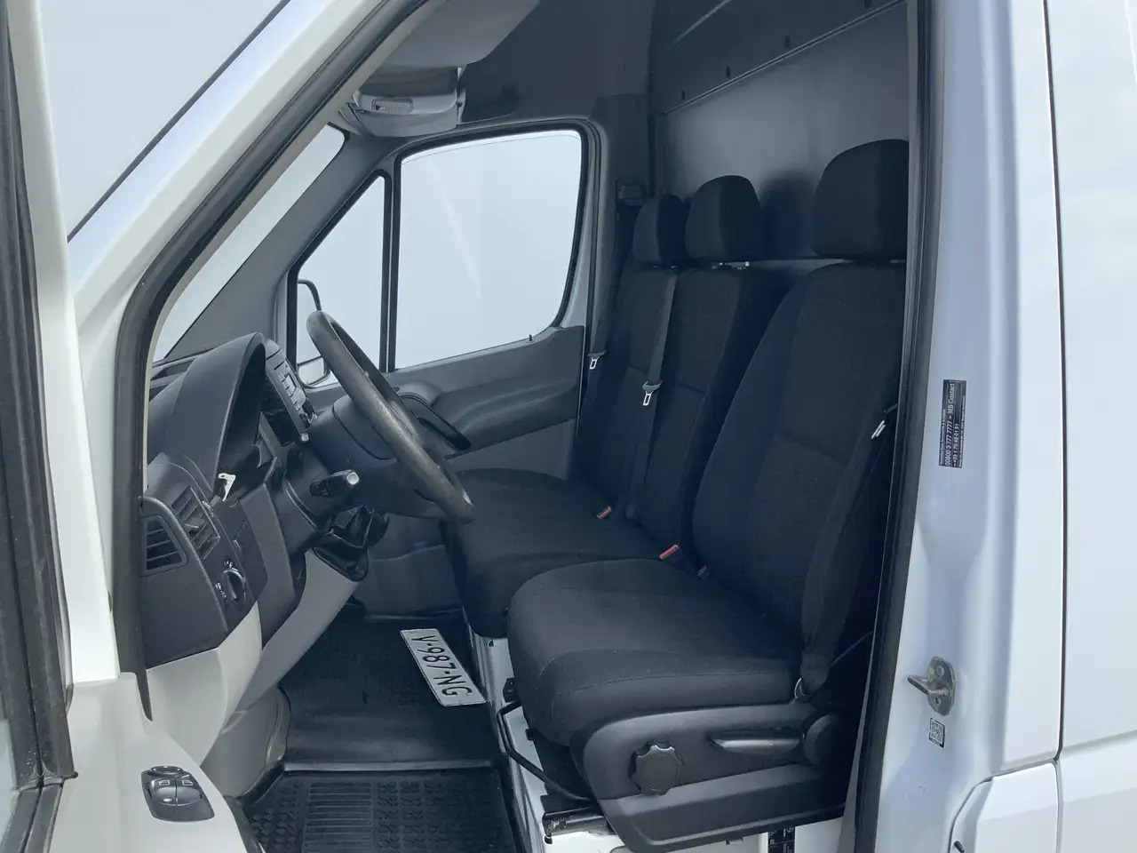Mercedes-Benz Sprinter 313 2.2 CDI 325 L1 H2 Airco Cruise 3 Zits Trekhaak - Panel van: picture 4 Mercedes-Benz Sprinter 313 2.2 CDI 325 L1 H2 Airco Cruise 3 Zits Trekhaak - Panel van: picture 4