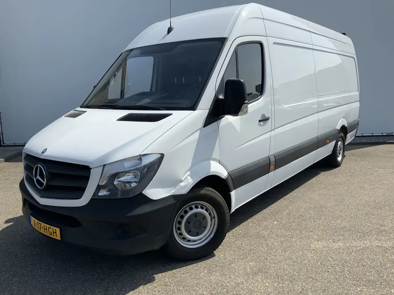 Mercedes-Benz Sprinter 313 2.2 CDI 432 EHD - Panel van: picture 1 Mercedes-Benz Sprinter 313 2.2 CDI 432 EHD - Panel van: picture 1