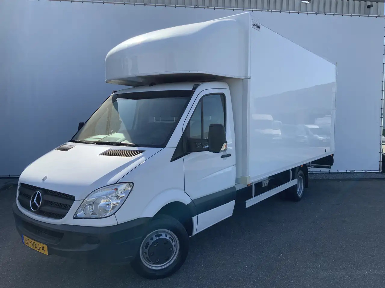 Mercedes-Benz Sprinter 515 2.2 CDI 432 Meubelbak 5,10 MTR.&Deuren Airco 3 - Box van: picture 1 Mercedes-Benz Sprinter 515 2.2 CDI 432 Meubelbak 5,10 MTR.&Deuren Airco 3 - Box van: picture 1