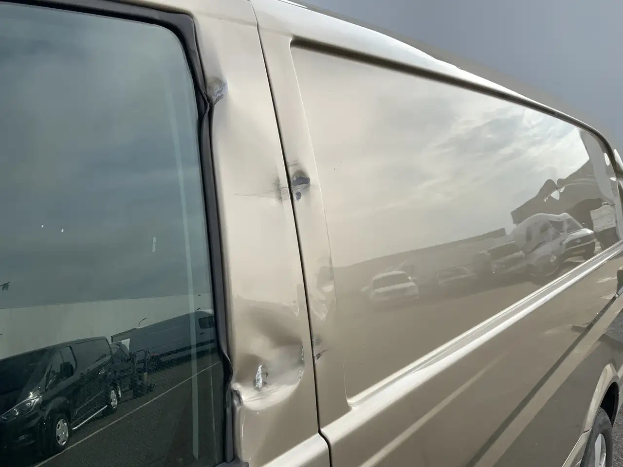 Mercedes-Benz Vito 122 CDI 320 Lang DC Luxe Automaat Alu Velg Side Ba - Panel van: picture 2 Mercedes-Benz Vito 122 CDI 320 Lang DC Luxe Automaat Alu Velg Side Ba - Panel van: picture 2