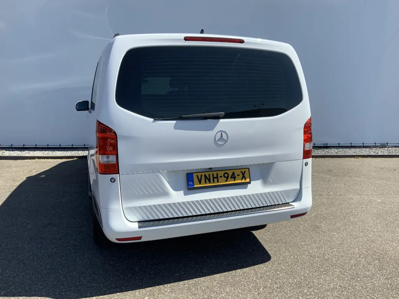 Mercedes-Benz Vito Tourer XL 114 CDI Autom. Airco Cruise Camera Alu V - Small van: picture 2 Mercedes-Benz Vito Tourer XL 114 CDI Autom. Airco Cruise Camera Alu V - Small van: picture 2