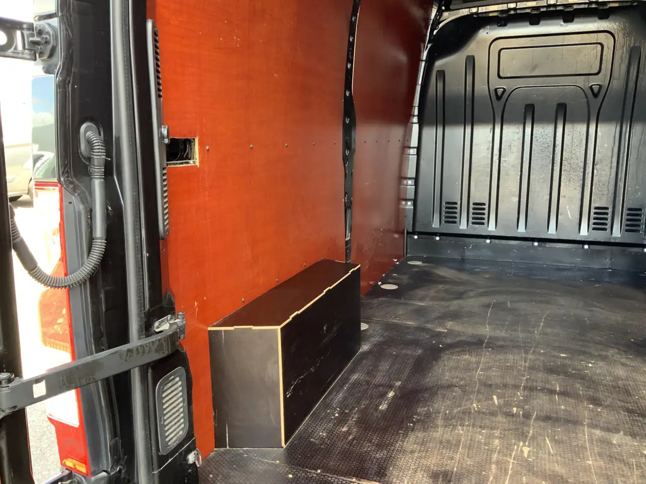 Lease a Renault Master T35 2.3 dCi 135 L2H2 Airco Cruise 3 Zits Camera Eu Renault Master T35 2.3 dCi 135 L2H2 Airco Cruise 3 Zits Camera Eu: picture 21