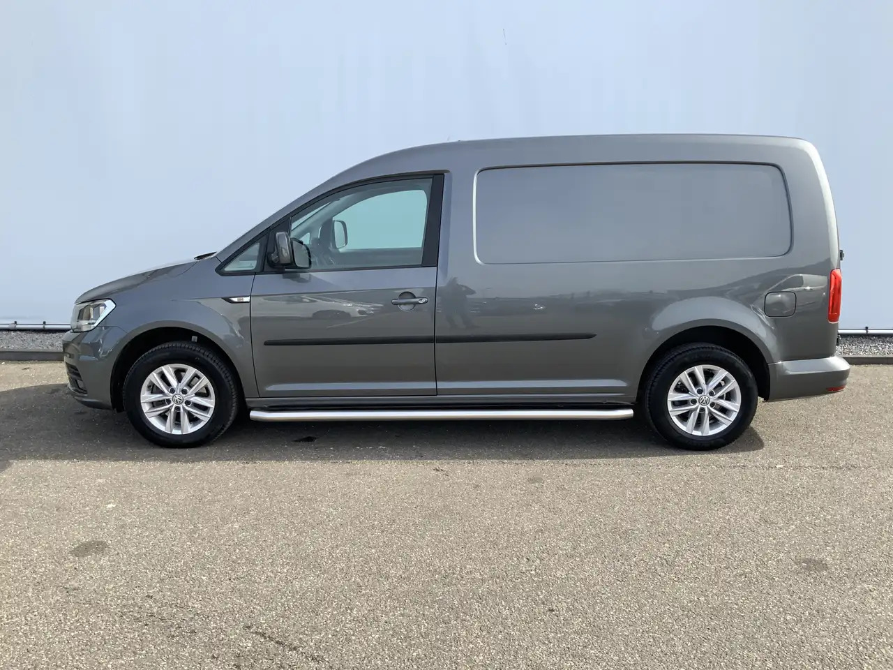 Volkswagen Caddy 2.0 TDI L2H1 BMT Maxi Exclusive Edtion Airco Navi - Panel van: picture 3 Volkswagen Caddy 2.0 TDI L2H1 BMT Maxi Exclusive Edtion Airco Navi - Panel van: picture 3