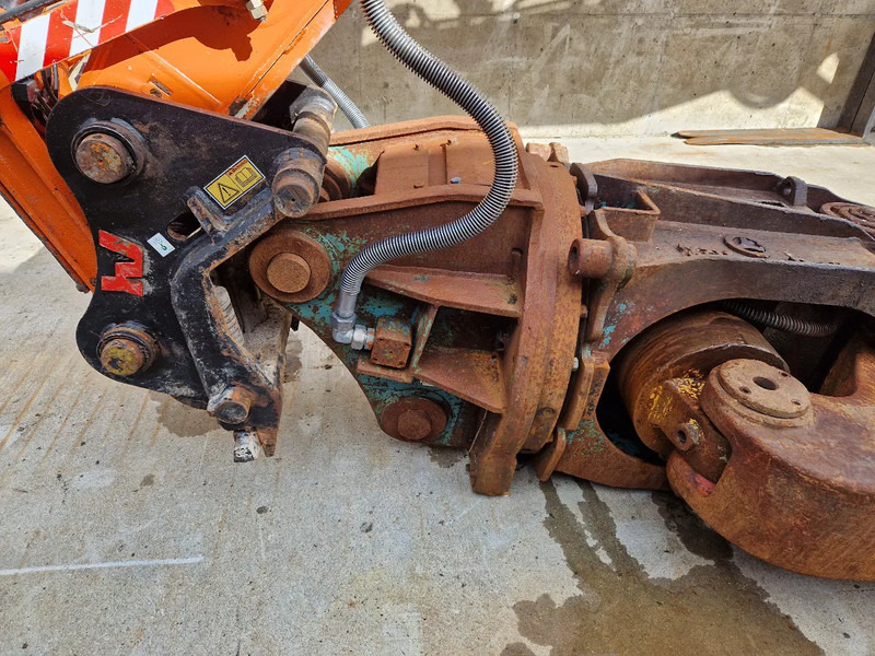 Komatsu JCY17 schrootschaar/betonvergruizer - Demolition shears: picture 5 Komatsu JCY17 schrootschaar/betonvergruizer - Demolition shears: picture 5