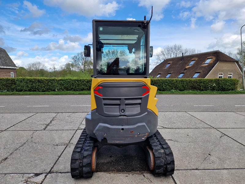 Volvo ECR25D met 2562 uur - Mini excavator: picture 5 Volvo ECR25D met 2562 uur - Mini excavator: picture 5