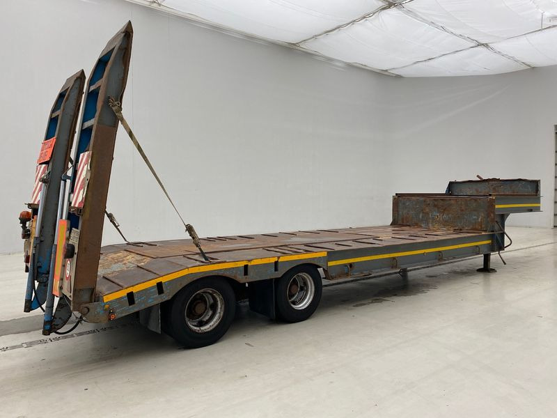 GHEYSEN & VERPOORT Low bed trailer - Low loader semi-trailer: picture 5 GHEYSEN & VERPOORT Low bed trailer - Low loader semi-trailer: picture 5