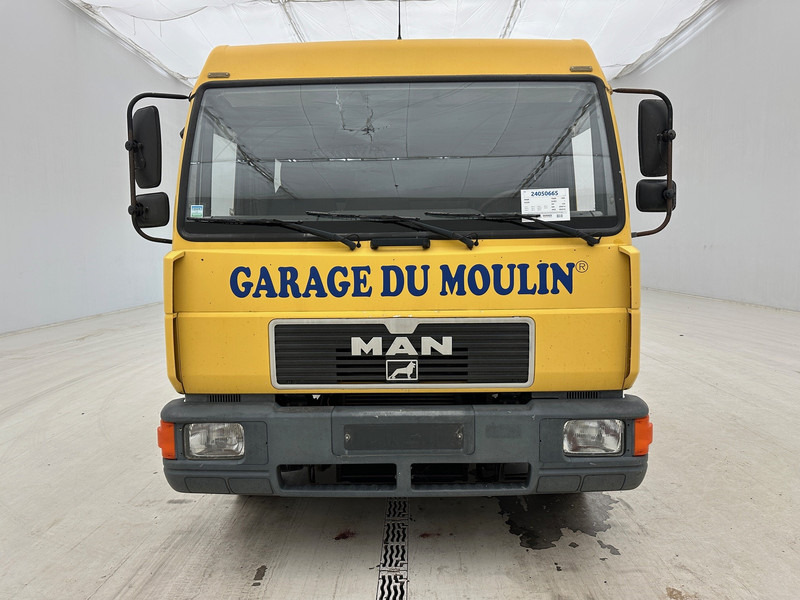 MAN 8.224 - Autotransporter truck: picture 2 MAN 8.224 - Autotransporter truck: picture 2