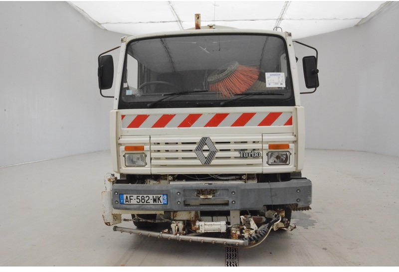Renault Midliner S150 - RHD - Road sweeper: picture 2 Renault Midliner S150 - RHD - Road sweeper: picture 2