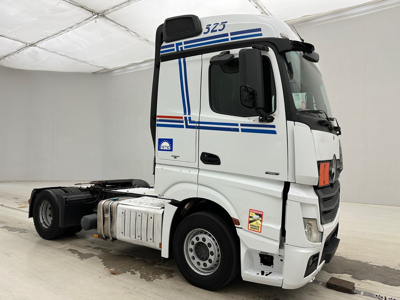 Mercedes-Benz Actros 1942 - Tractor unit: picture 3 Mercedes-Benz Actros 1942 - Tractor unit: picture 3