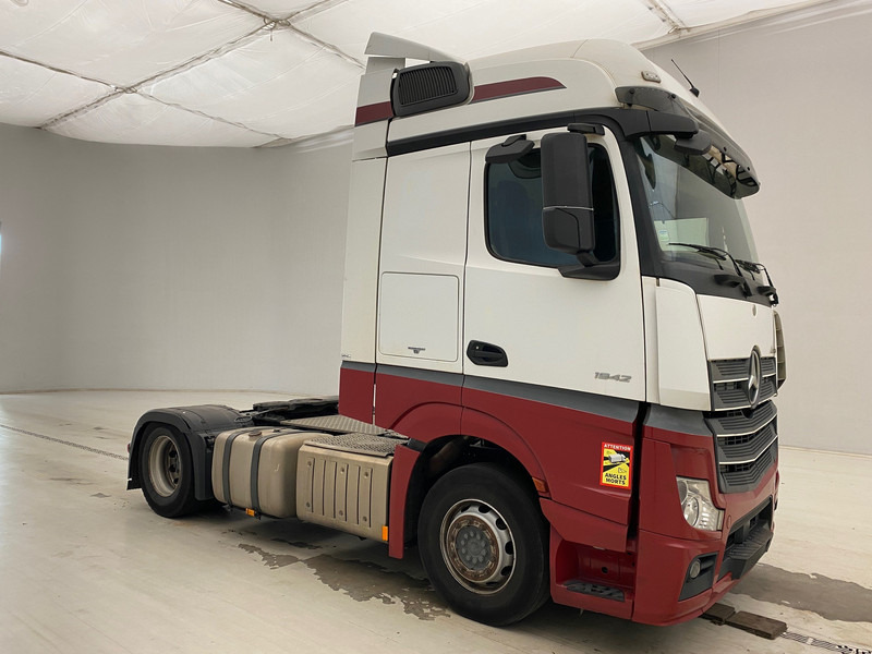 Mercedes-Benz Actros 1942 - Tractor unit: picture 3 Mercedes-Benz Actros 1942 - Tractor unit: picture 3