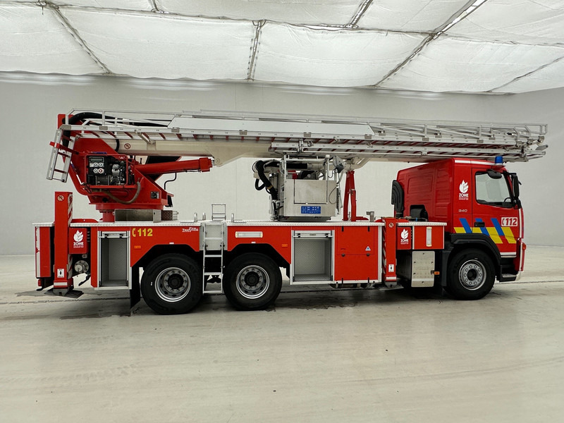 Volvo MAGIRUS ALP330 - FM 340 - 6x4 - Fire truck: picture 4 Volvo MAGIRUS ALP330 - FM 340 - 6x4 - Fire truck: picture 4