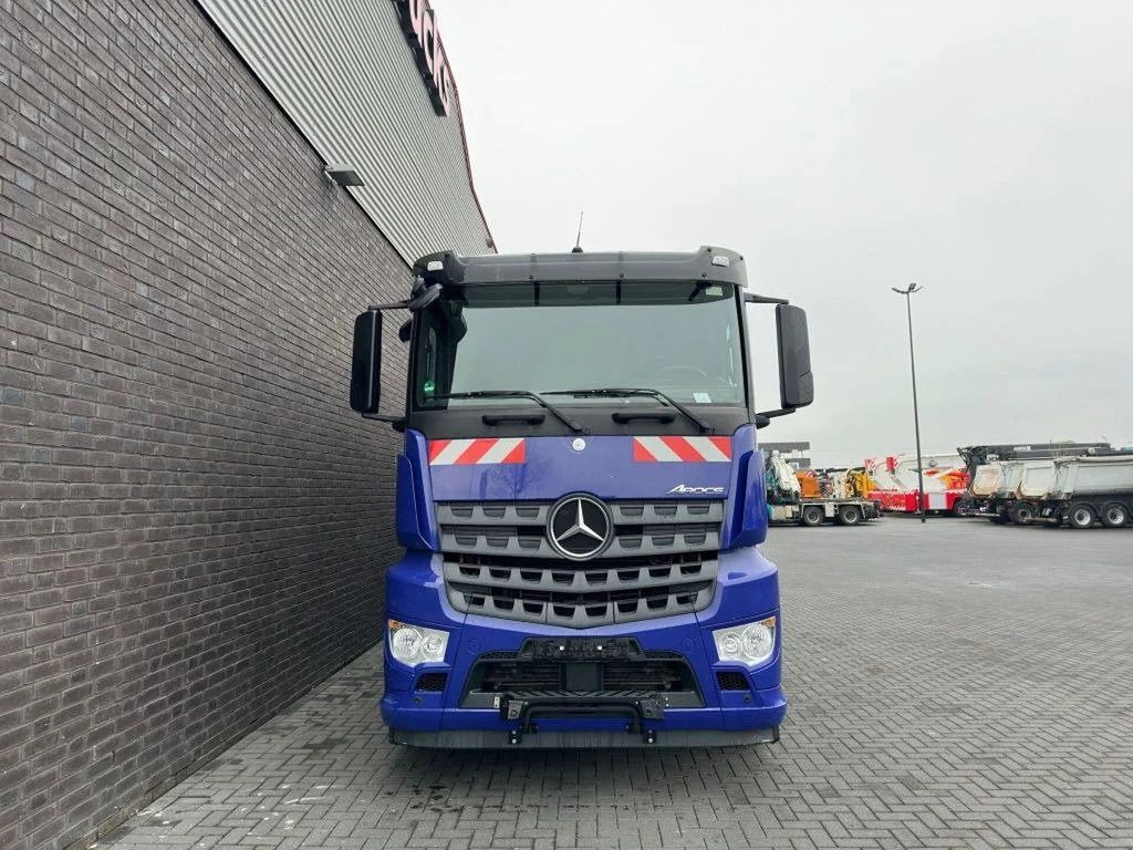 Lease a Mercedes-Benz Arocs 3251 8X4 RSP ESE 6 RD 8000 SAUGBAGGER/SUCT  Mercedes-Benz Arocs 3251 8X4 RSP ESE 6 RD 8000 SAUGBAGGER/SUCT: picture 7