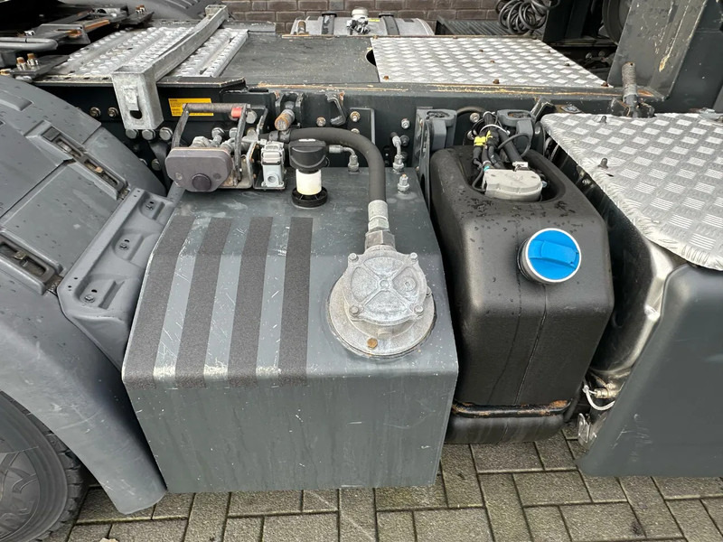 Tractor unit Scania R490 LA 6X4MNA TREKKER/SZM/TRACTOR: picture 18