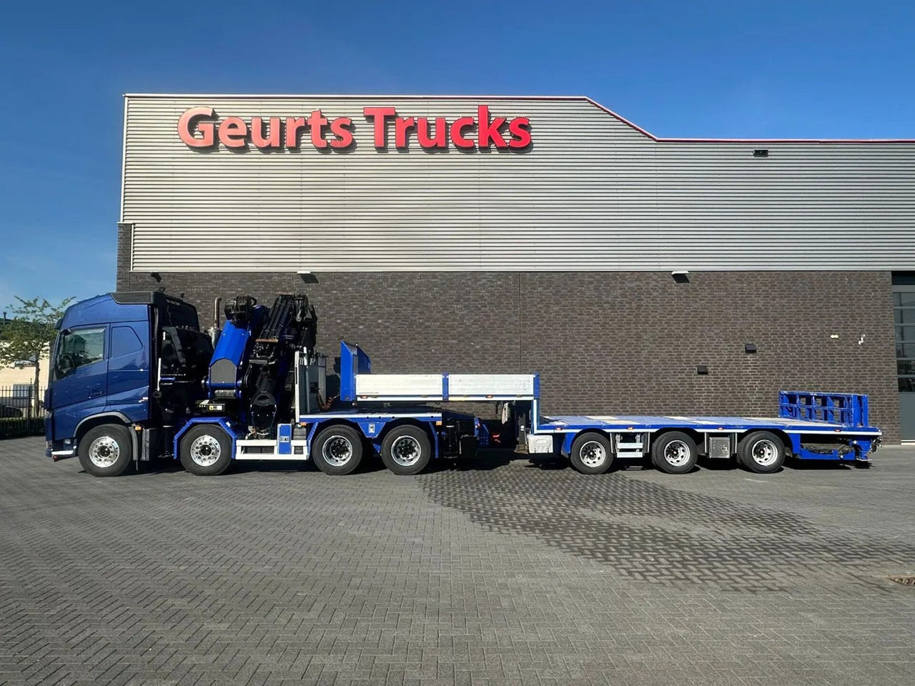 Volvo FH 540 8X4 TREKKER / BAKWAGEN MET PALFINGER PK13 - Crane truck: picture 1 Volvo FH 540 8X4 TREKKER / BAKWAGEN MET PALFINGER PK13 - Crane truck: picture 1