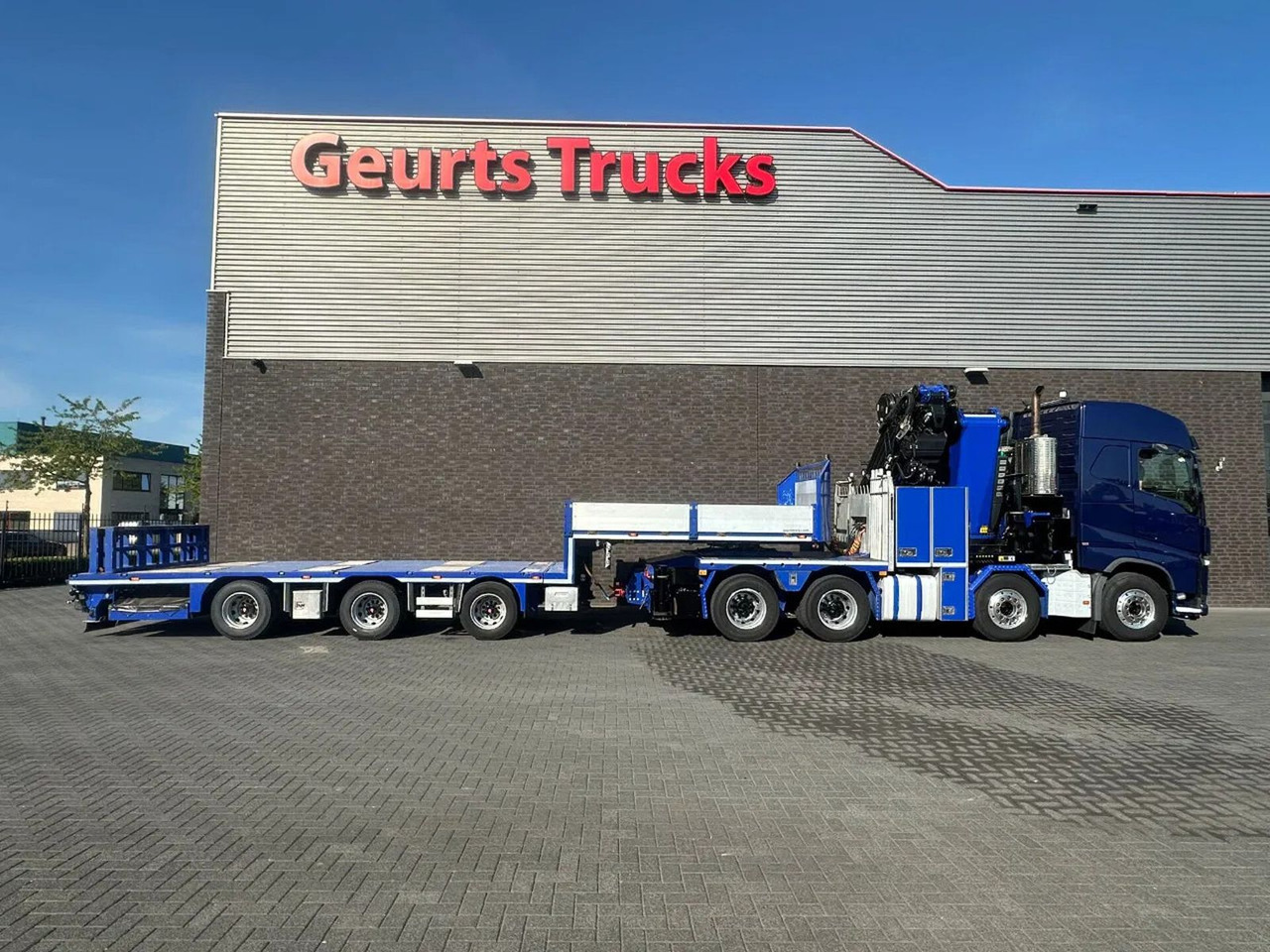 Volvo FH 540 8X4 TREKKER / BAKWAGEN MET PALFINGER PK13 - Crane truck: picture 4 Volvo FH 540 8X4 TREKKER / BAKWAGEN MET PALFINGER PK13 - Crane truck: picture 4