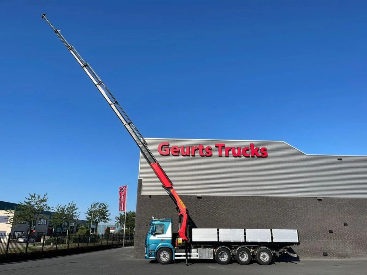 Volvo FM 500 8X4 TRIDEM + PALFINGER PK 27001-EH G KRAA - Crane truck: picture 4 Volvo FM 500 8X4 TRIDEM + PALFINGER PK 27001-EH G KRAA - Crane truck: picture 4