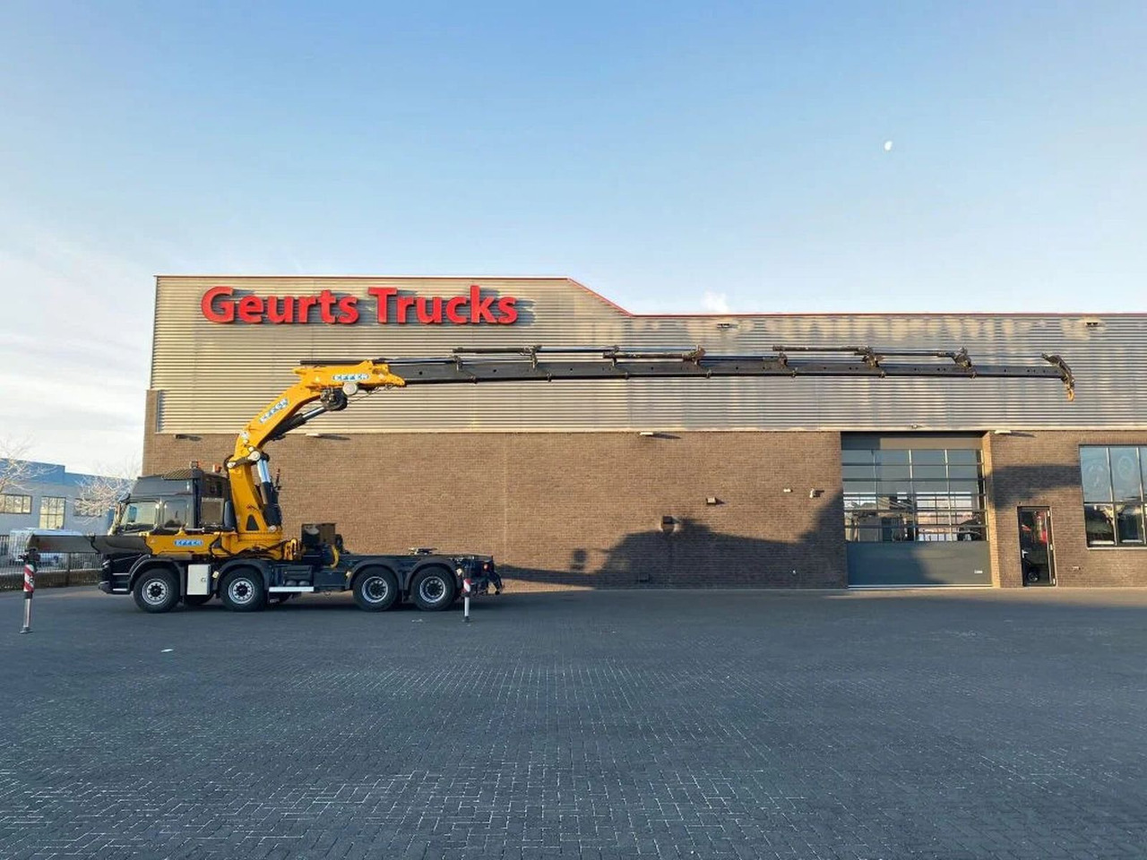 Volvo FMX 500 8X4 TREKKER-BAKWAGEN COMBI + EFFER 955/8 - Crane truck: picture 2 Volvo FMX 500 8X4 TREKKER-BAKWAGEN COMBI + EFFER 955/8 - Crane truck: picture 2
